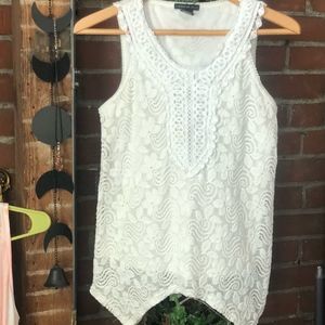 white lace top S : M Lauren Michelle